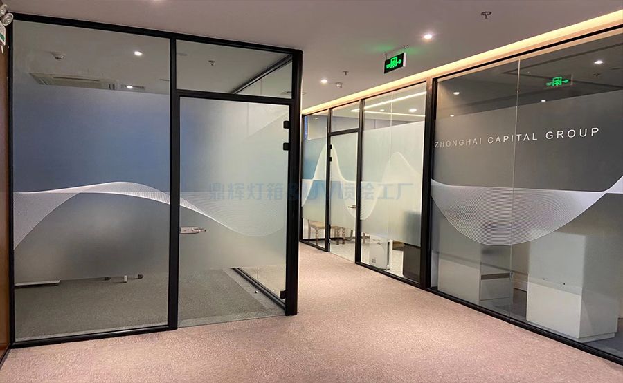 UV噴繪超透彩白彩