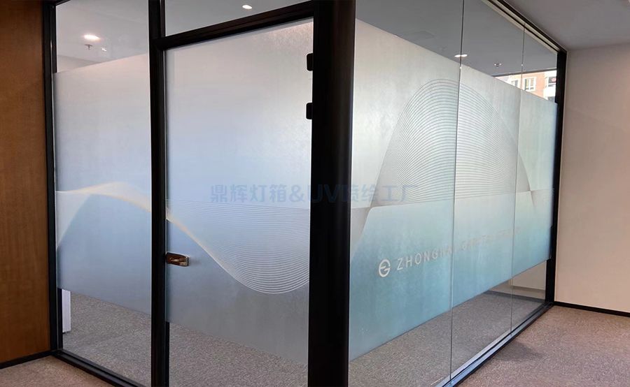 UV噴繪超透彩白彩